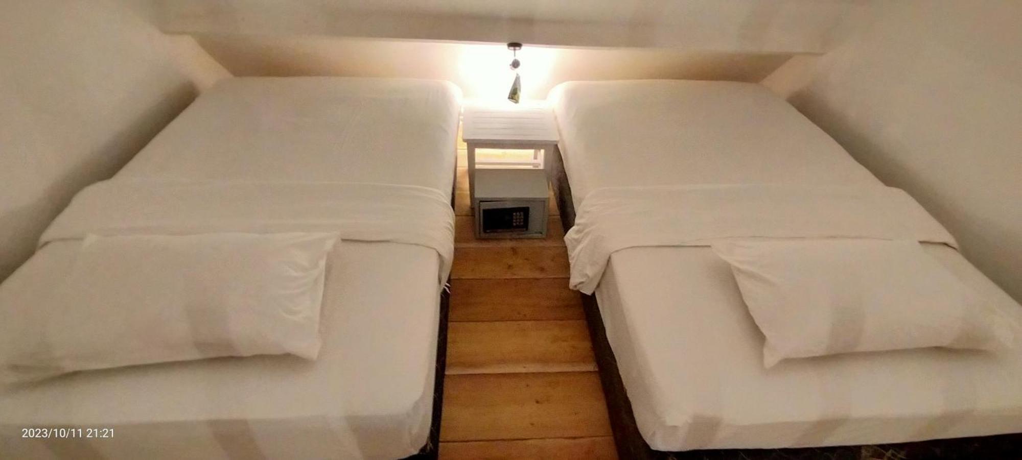 Spear Beach House Kuta  Экстерьер фото