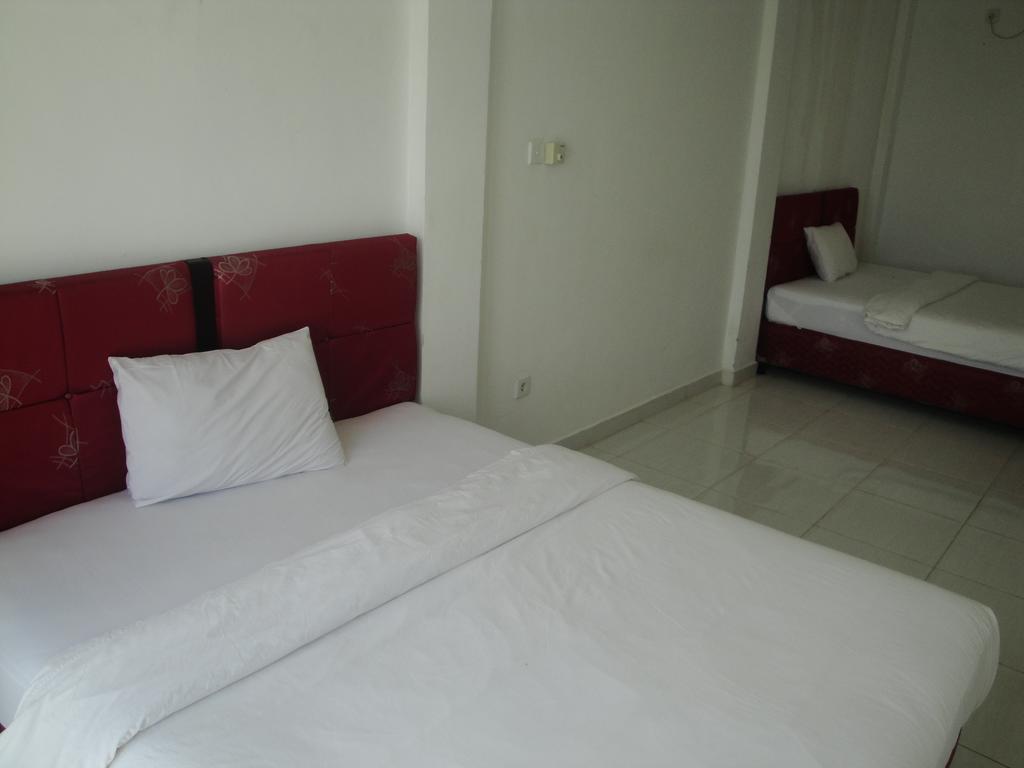 Spear Beach House Kuta  Экстерьер фото